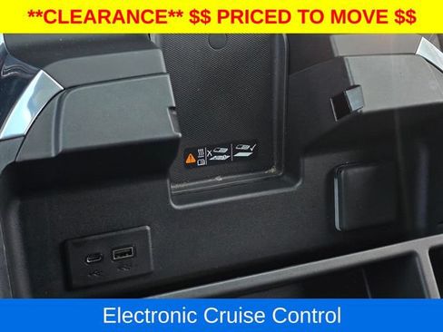Certified 2023 Chevrolet Silverado 1500 LT AWD/4WD image 29