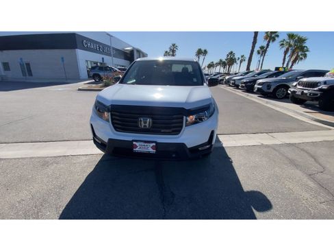 Used 2023 Honda Ridgeline Sport image 3