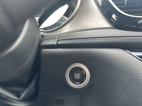 New 2026 Chrysler Pacifica Select image 15