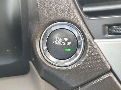 Used 2019 Chevrolet Suburban Premier image 36