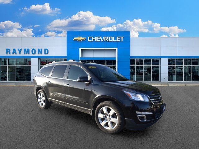 Used 2017 Chevrolet Traverse LT w/ Style and Technology Package FWD image 10