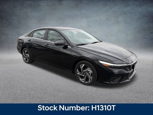 New 2025 Hyundai Elantra Limited image 7