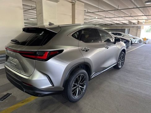 Used 2025 Lexus NX 350h AWD w/ Accessory Package (2T) image 3