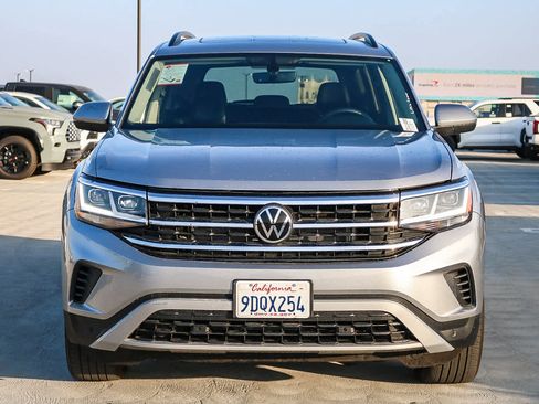 Used 2022 Volkswagen Atlas SE image 2
