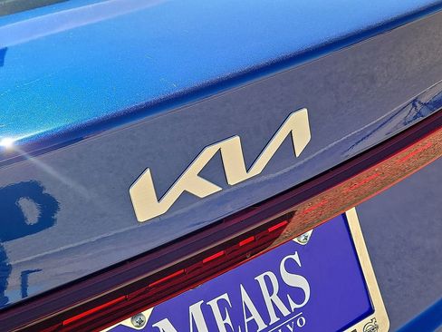 Used 2024 Kia Forte LXS image 13