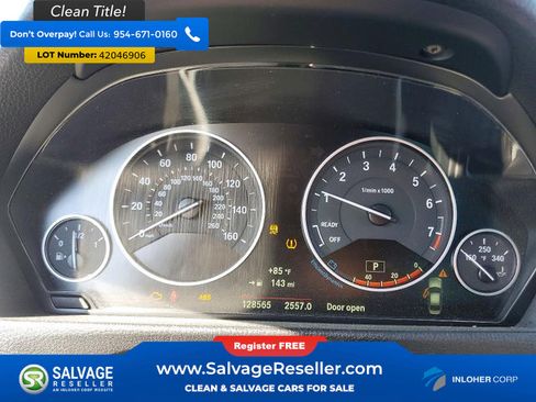 Used 2018 BMW 320i Sedan RWD image 12