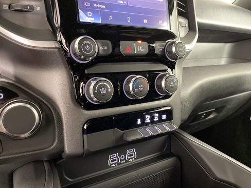 New 2025 RAM 1500 Big Horn image 25