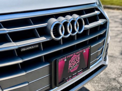Used 2019 Audi Q5 2.0T Premium AWD/4WD image 14
