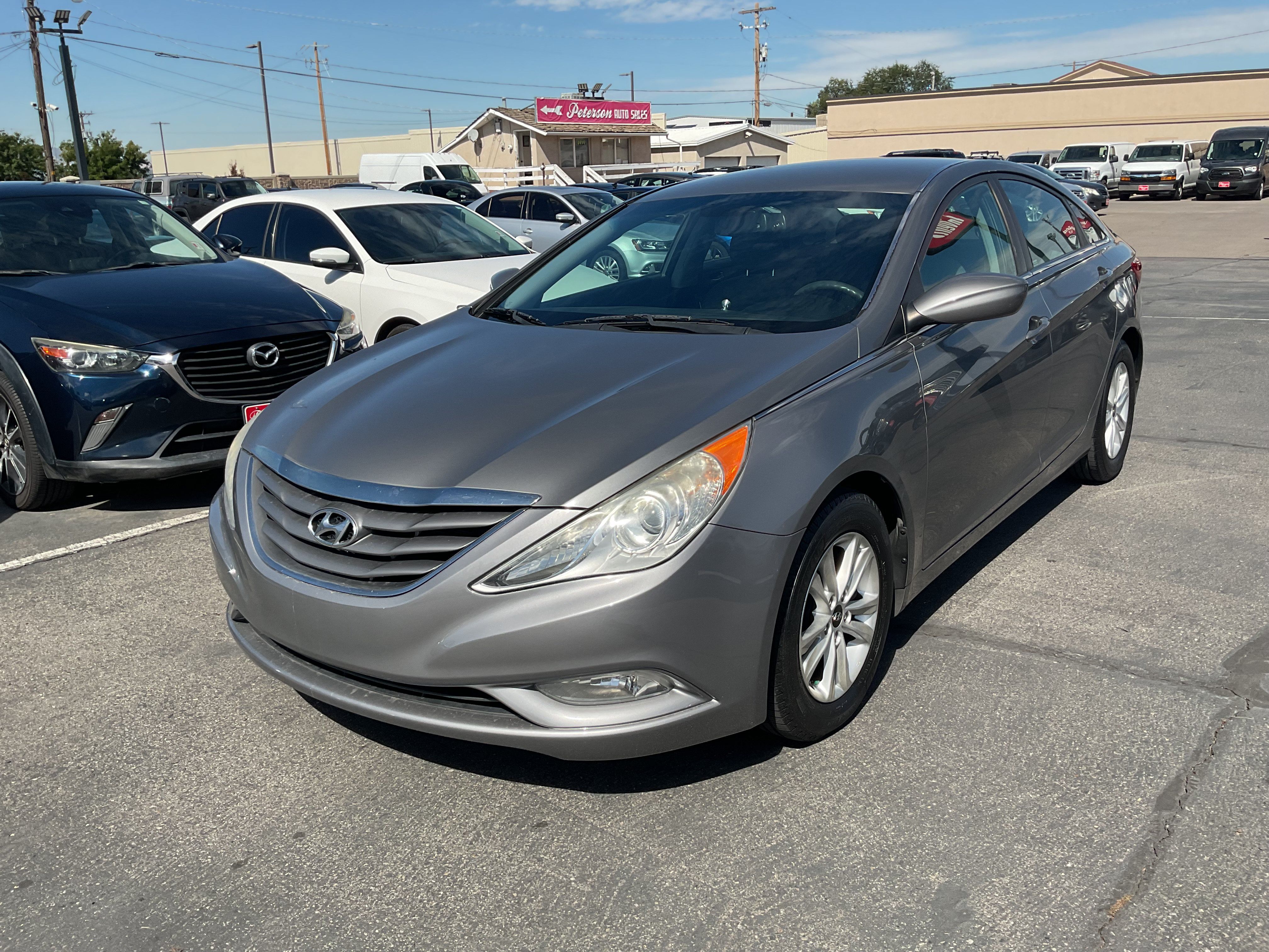 Used 2013 Hyundai Sonata GLS w/ Popular Equipment Pkg FWD image 2