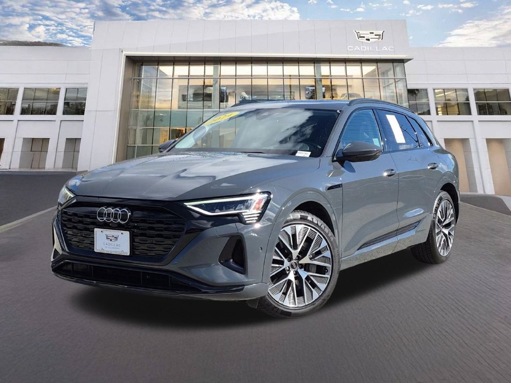 Used 2024 Audi Q8 e-tron Prestige w/ Prestige Package AWD/4WD image 1