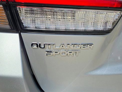 Used 2025 Mitsubishi Outlander Sport LE image 13