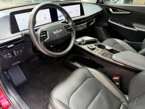 Used 2023 Kia EV6 Wind RWD image 12