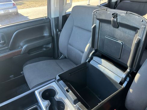 Used 2018 GMC Sierra 2500 SLE w/ SLE Preferred Package image 30