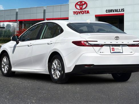 Certified 2025 Toyota Camry LE image 6