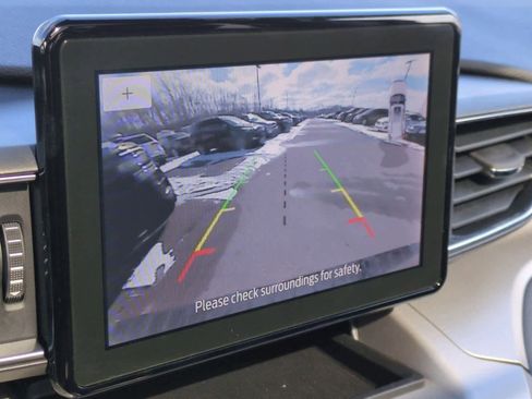 Certified 2023 Ford Explorer XLT w/ Equipment Group 202A image 33