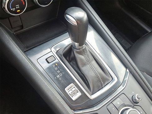 Used 2017 MAZDA CX-5 Sport image 9