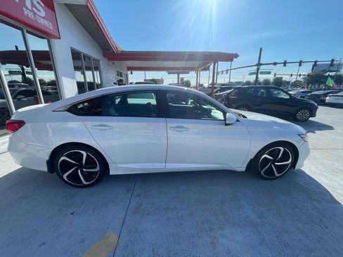 Used 2020 Honda Accord Sport image 17