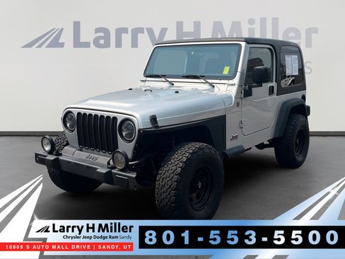 Used 2004 Jeep Wrangler 4WD w/ Dual Top Group image 1