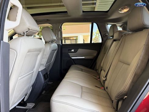 Used 2014 Ford Edge Limited w/ Equipment Group 302A FWD image 15