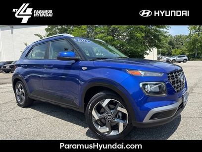 Used 2024 Hyundai Venue SEL
