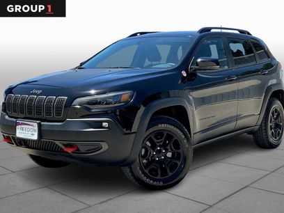 Used 2022 Jeep Cherokee Trailhawk w/ Comfort/Convenience Group
