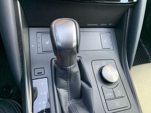 Used 2024 Lexus IS 350 F Sport RWD image 26