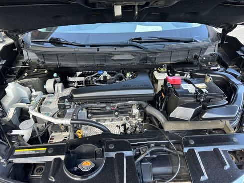 Used 2016 Nissan Rogue S w/ Appearance Package FWD image 33