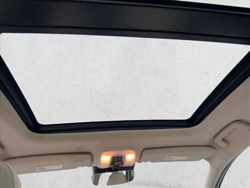 Used 2017 Volvo XC60 T5 Inscription w/ Advanced Package image 21