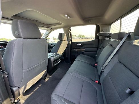 Used 2020 Chevrolet Silverado 1500 LT Trail Boss AWD/4WD image 9