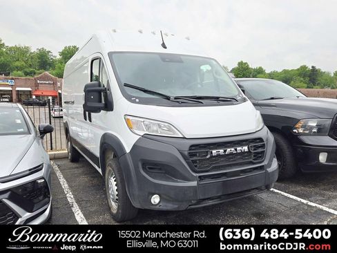 Used 2026 RAM ProMaster 2500 w/ Convenience Group FWD image 1