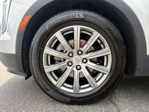 Used 2021 Cadillac XT4 Premium Luxury w/ Cold Weather Package FWD image 13