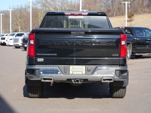 Used 2020 Chevrolet Silverado 1500 LTZ w/ LTZ Premium Package AWD/4WD image 4