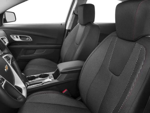 Used 2017 Chevrolet Equinox LT w/ Convenience Package FWD image 6