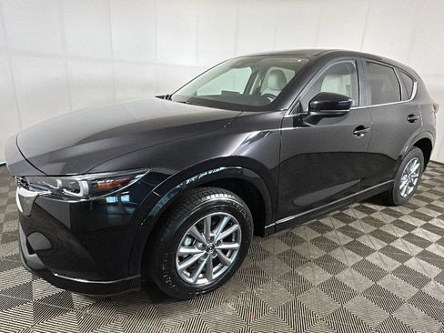 Used 2025 MAZDA CX-5 AWD 2.5 S w/ Preferred Package image 6