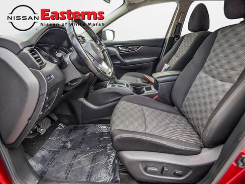 Used 2019 Nissan Rogue Sport SV w/ All-Weather Package AWD/4WD image 14