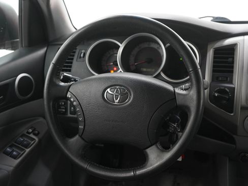 Used 2011 Toyota Tacoma 4x4 Double Cab w/ SR5 Pkg #2 image 18