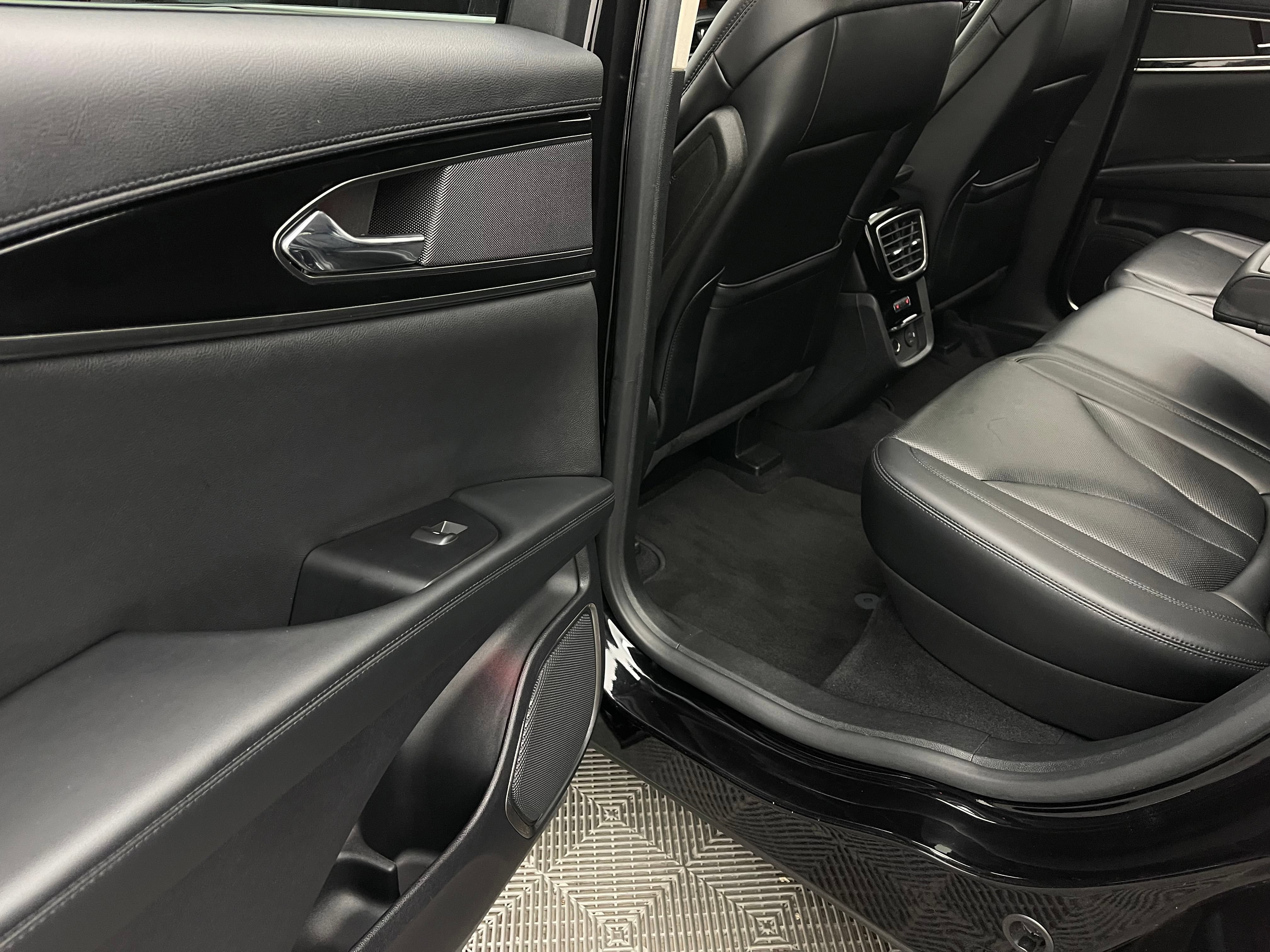 Used 2022 Lincoln Nautilus Reserve FWD image 44