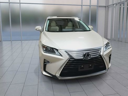 Used 2017 Lexus RX 350 AWD w/ Premium Package image 3