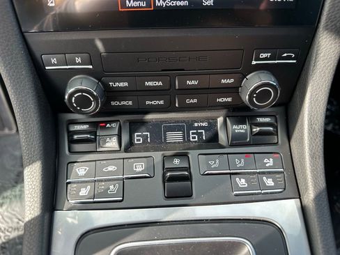 Used 2025 Porsche 718 Boxster S image 23