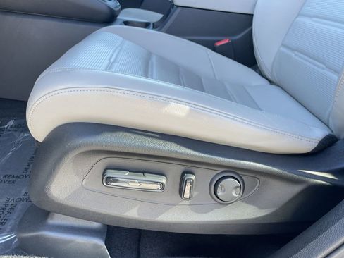 Used 2023 Honda CR-V EX-L image 25