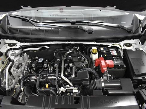 Certified 2025 Nissan Kicks SR AWD/4WD image 30