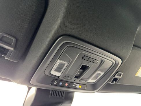 Used 2025 GMC Sierra 1500 AT4 w/ AT4 Premium Package AWD/4WD image 72