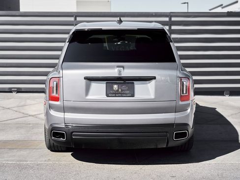 Used 2023 Rolls-Royce Cullinan image 17