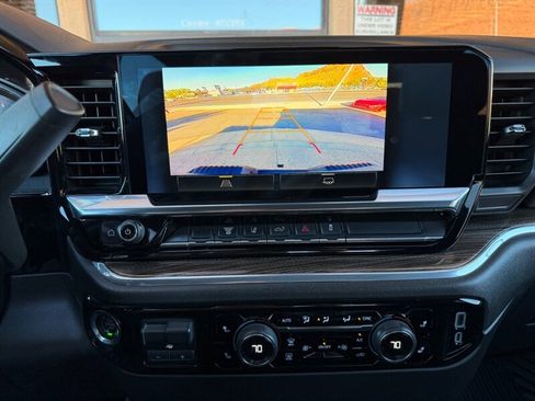 Used 2024 Chevrolet Silverado 2500 LT w/ Convenience Package image 33