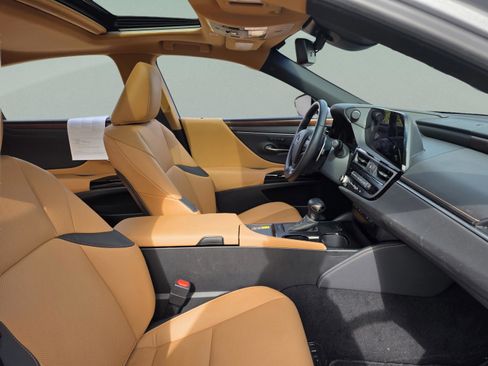 Used 2024 Lexus ES 350 w/ Premium Package image 23