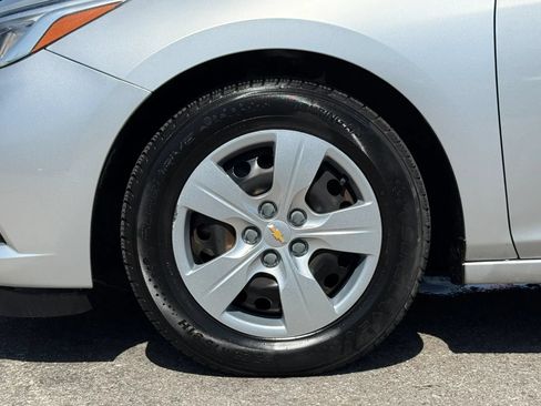 Used 2016 Chevrolet Cruze LS FWD image 48