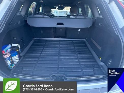 Used 2019 Volvo XC60 T5 R-Design w/ Protection Package Premier FWD image 15