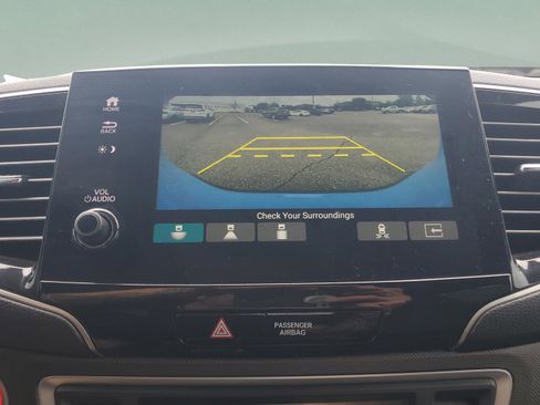 Certified 2024 Honda Passport TrailSport image 25