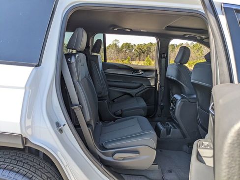 New 2026 Jeep Grand Cherokee L 2WD image 48