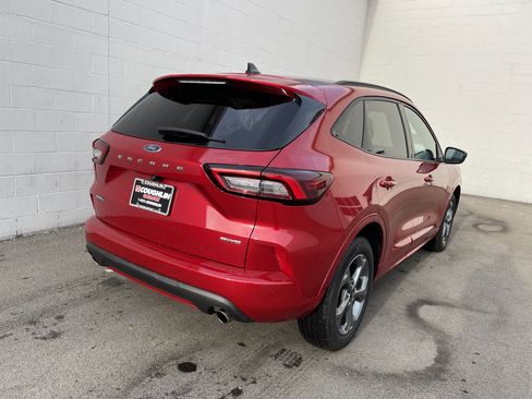 Used 2023 Ford Escape ST-Line image 8